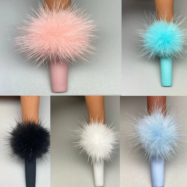 Detachable Magnetic Pompoms